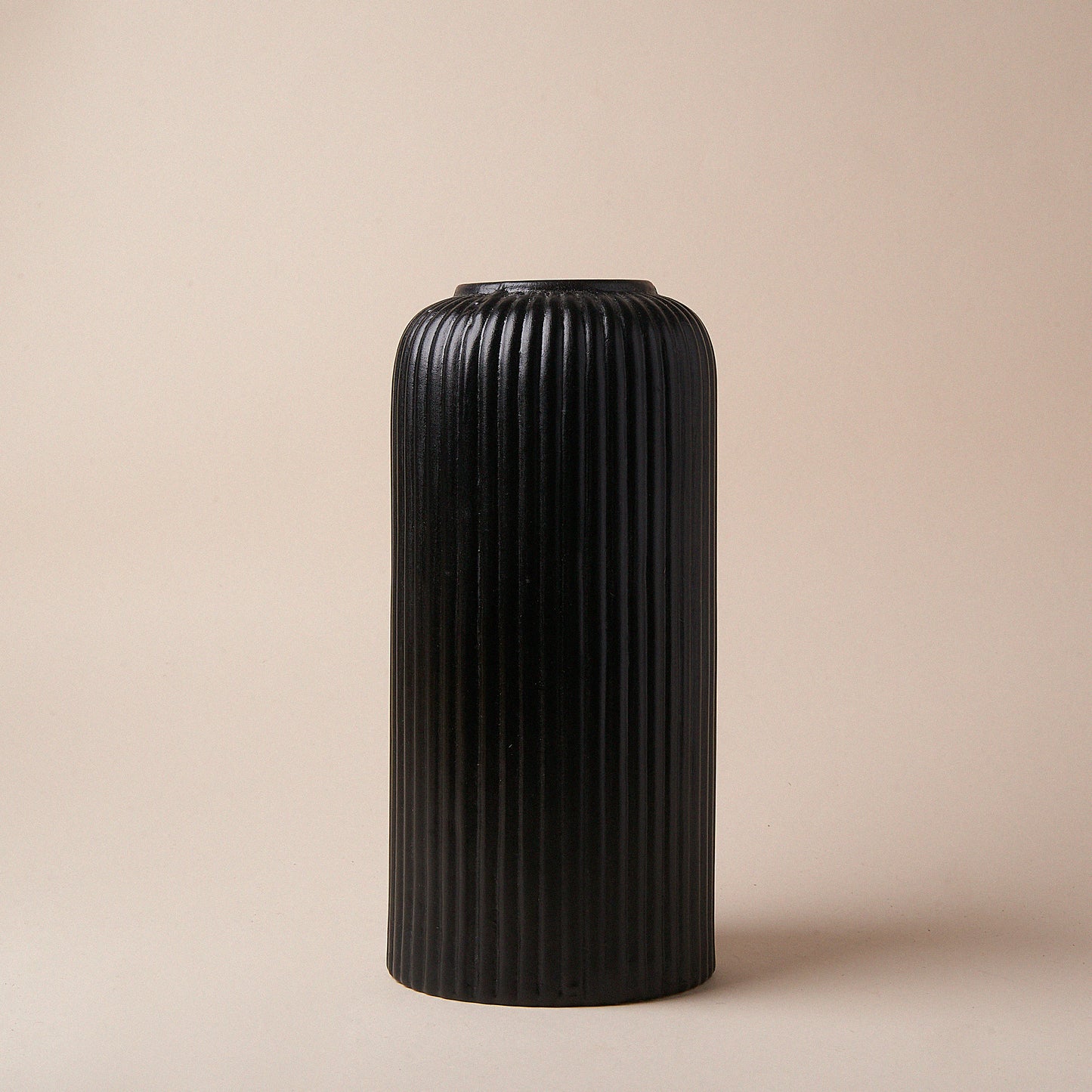 Ribbed Vase - LUMA