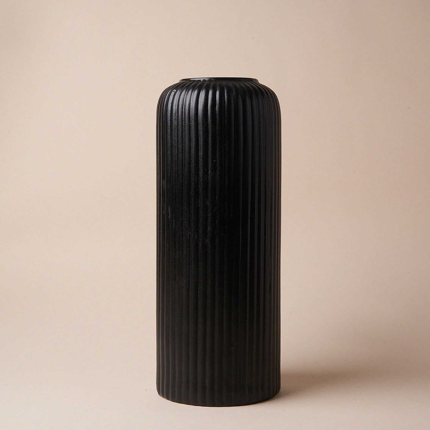 Ribbed Vase - LUMA